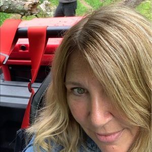 Meet your Posher, Sharon